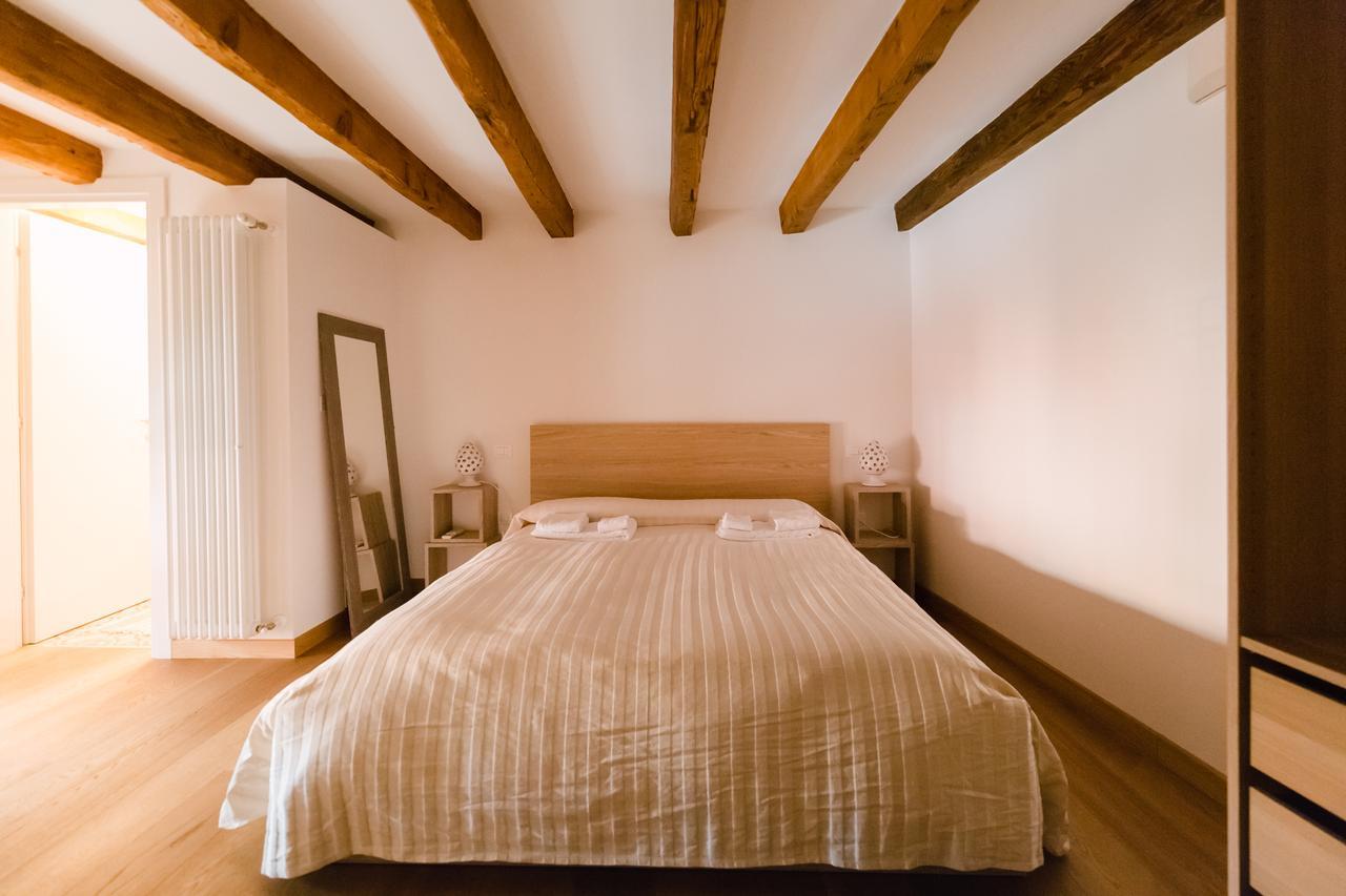 Historical And Luxury Apartment Bolonha Exterior foto